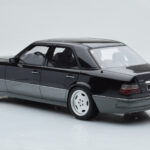 Mercedes E60 AMG W124 Schwarz Otto 1:18 - image 5 of 6