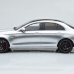 Mercedes AMG E63 S W213 Silber GT Spirit 1:18 - image 3 of 6