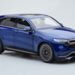 Mercedes EQC 400 Brilliant Blau NZG 1:18 - image 6 of 8
