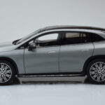 Mercedes EQE SUV X294 AMG Line Alpine Grau NZG 1:18 - image 4 of 8