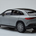 Mercedes EQE SUV X294 AMG Line Alpine Grau NZG 1:18 - image 7 of 8