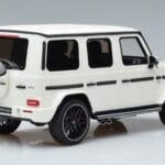 Mercedes AMG G63 W463 Weiß GT Spirit 1:18 KJ038 Druckguss - image 2 of 6