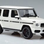 Mercedes AMG G63 W463 Weiß GT Spirit 1:18 KJ038 Druckguss - image 4 of 6
