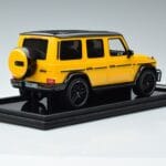 Mercedes AMG G63 W463 Gelb MotorHelix 1:18 MH018 Y Resin - image 2 of 7