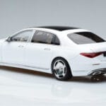 Mercedes Maybach S600 W222 V12 Biturbo Diamond Weiß Almost Real 1:18 - image 7 of 11