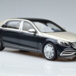 Mercedes Maybach S650 X222 Silberblau Norev 1:18 B66960615 Druckguss - image 5 of 7