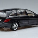 Mercedes R-Class W251 Obsidian Schwarz Minichamps 1:18 B66962325 Druckguss - image 3 of 7