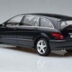 Mercedes R-Class W251 Obsidian Schwarz Minichamps 1:18 B66962325 Druckguss - image 6 of 7