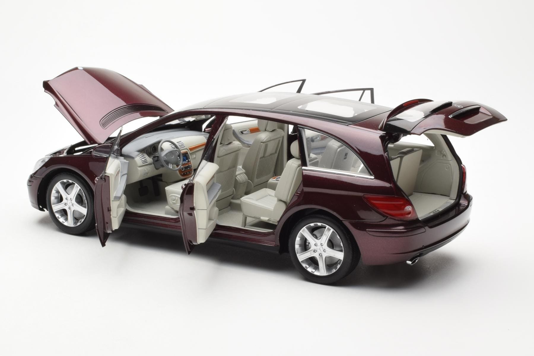 Mercedes R-Class W251 Rot Metallic Minichamps 1:18 150034602 Druckguss — Bild 5 von 8