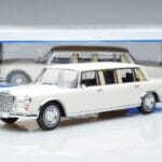 Mercedes S-Class 600 W100 LWB Pullman Weiß MCG 1:18 MCG18188 Druckguss - image 6 of 6