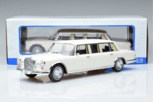 Mercedes S-Class 600 W100 LWB Pullman Weiß MCG 1:18 MCG18188 Druckguss — Bild 6 von 6