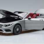 Mercedes S-Class A217 Cabriolet Grau Norev 1:18 B66960355 Druckguss - image 2 of 8
