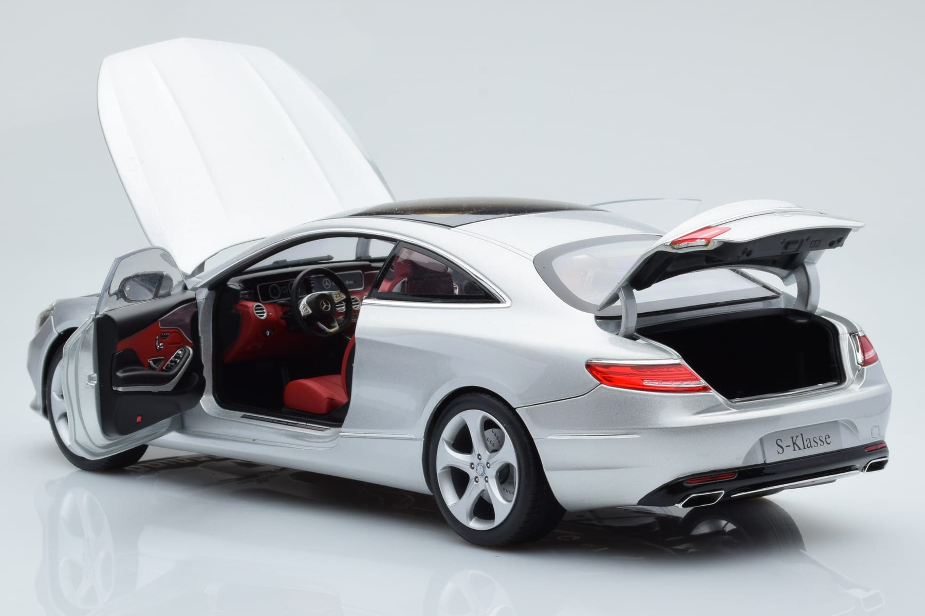 Mercedes S-Class W222 Iridium Silber Norev 1:18 B66961242 Druckguss — Bild 5 von 8