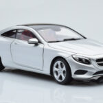 Mercedes S-Class W222 Iridium Silber Norev 1:18 - image 6 of 8
