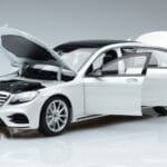 Mercedes S-Class W222 AMG Line Norev 1:18 183792 Druckguss - image 2 of 7