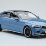 Mercedes S-Class W223 Vintage Blau Norev 1:18 - image 5 of 7