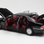 Mercedes S600 W140 Schwarz Norev 1:18 183722 - image 5 of 8
