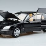 Mercedes S-Class W220 S600 Limitierte Auflage Norev 1:18 183811 Druckguss - image 2 of 8