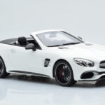 Mercedes AMG SL63 R231 Weiß GT Spirit 1:18 - image 4 of 6