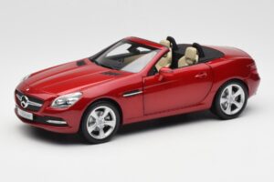 Mercedes SLK R172 Designo Zirkon Rot Minichamps 1:18 B66960513