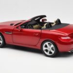 Mercedes SLK R172 Designo Zirkon Rot Minichamps 1:18 B66960513 - image 7 of 8