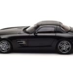 Mercedes SLS AMG Obsidian Schwarz Metallic Minichamps 1:18 B66960042 - image 4 of 7