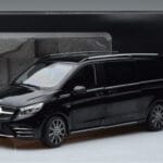 Mercedes V-Class W447 V260L Schwarz Mercedes 1:18 QALCN89911150 Druckguss - image 8 of 8