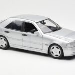 Mercedes C36 AMG W202 Silber UT Models 1:18 - image 4 of 6