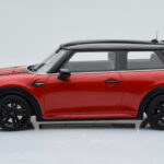 Mini Cooper S JCW F56 Rot Otto 1:18 - image 3 of 6