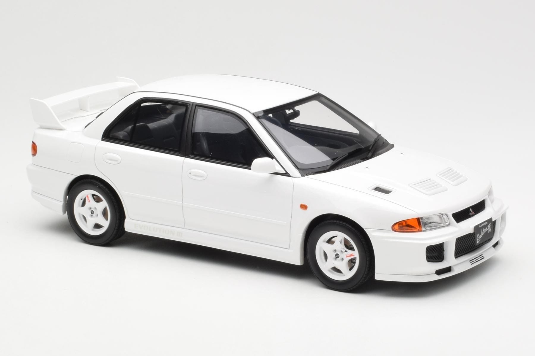 Mitsubishi Lancer Evo III Scotia Weiß Otto 1:18 OT1065 Resin — Bild 4 von 6