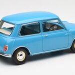 Morris Mini Minor Blau Kyosho 1:18 08964BL - image 3 of 8