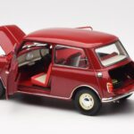 Morris Mini Minor Rot Kyosho 1:18 08964R - image 5 of 8