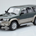 Nissan Patrol GR Y61 Grün Otto 1:18