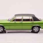 Opel Diplomat B Grün Metallic MCG 1:18 - image 3 of 6