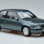 Opel Kadett E GSi Blau Metallic Norev 1:18 183614 Druckguss - image 4 of 6
