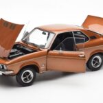 Opel Manta A Bronze Metallic Norev 1:18 - image 2 of 8