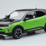 Opel Mokka-e GS Line Matcha Grün Otto 1:18