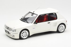 Peugeot 205 Dimma Weiß Otto 1:18 OT681