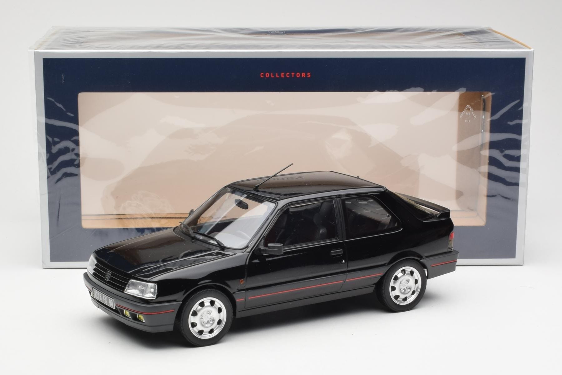 Peugeot 309 GTi Schwarz Norev 1:18 184885 Druckguss — Bild 6 von 6