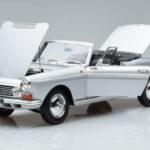 Peugeot 404 Cabriolet Silber Norev 1:18 - image 2 of 8