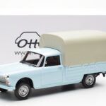 Peugeot 404 Pickup Bache Pastellblau Otto 1:18 - image 6 of 6