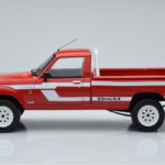 Peugeot 504 Dangel Pickup Rot Otto 1:18 - image 3 of 6