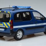 Peugeot Partner Gendarmerie Norev 1:18 184895 Druckguss - image 2 of 6