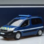 Peugeot Partner Gendarmerie Norev 1:18 184895 Druckguss - image 6 of 6