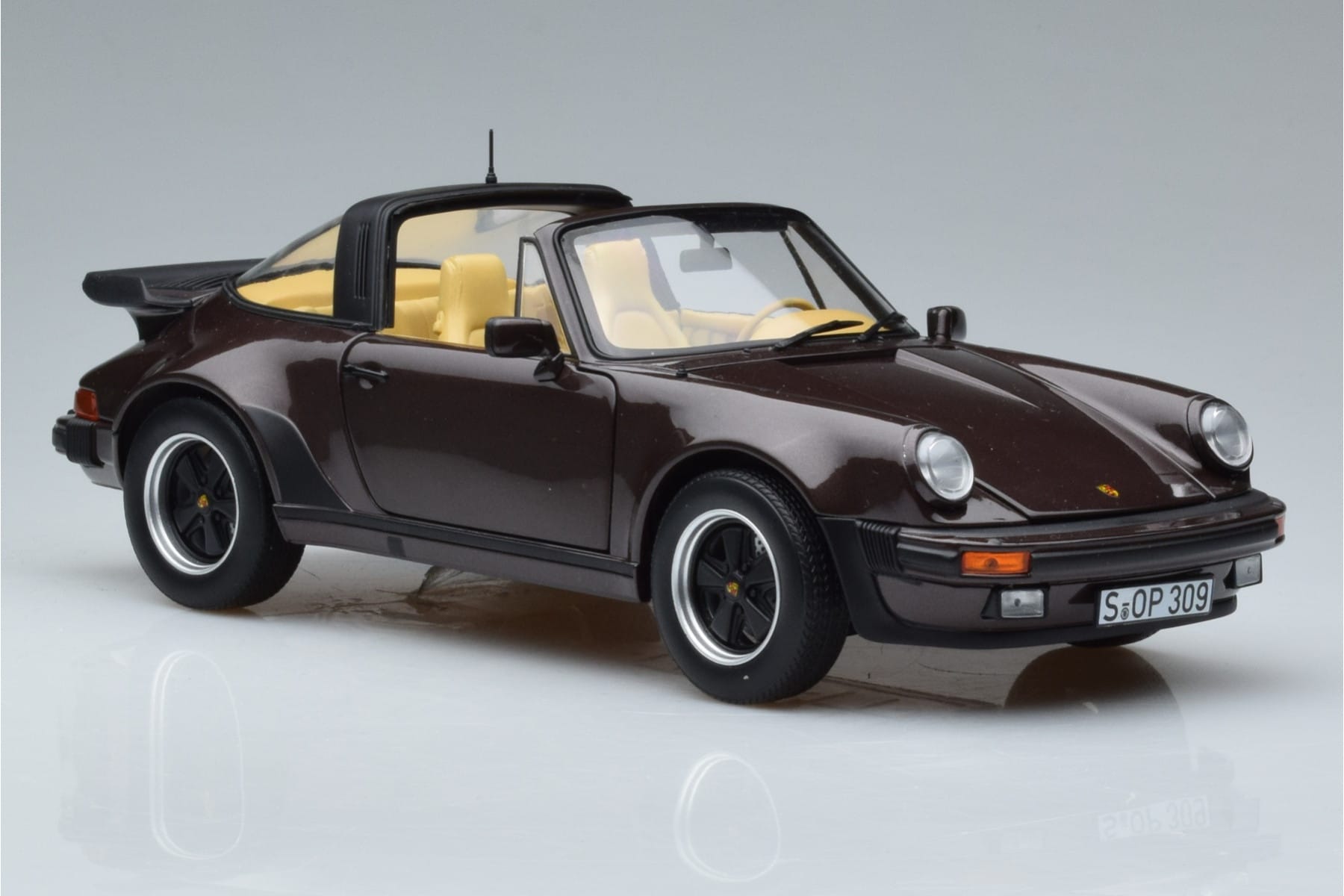 Porsche 911 964 Turbo Targa Braun Norev 1:18 187665 Druckguss — Bild 6 von 8