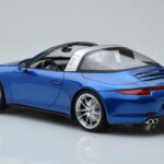 Porsche 911 991 4S Targa Blau GT Spirit 1:18 - image 4 of 5