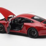 Porsche 911 991 Carrera GTS Carmine Rot Schuco 1:18 450039000 - image 5 of 8