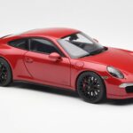 Porsche 911 991 Carrera GTS Carmine Rot Schuco 1:18 450039000 - image 6 of 8