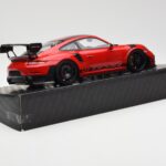 Porsche 911 GT2 RS 991 MR Manthey Racing Nordschleife Rekord Minichamps 1:18 MR-911-GT2RS-1803 - image 3 of 6