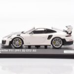 Porsche 911 991.2 GT2 RS Weiß Minichamps 1:43